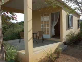 Voorkant tuinwoning
